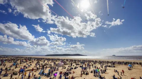 Paul Box Red Arrows over Weston-super-Mare as part of Weston Air Fest