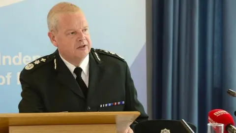 PAcemaker Simon Byrne at a press conference after he begin the job