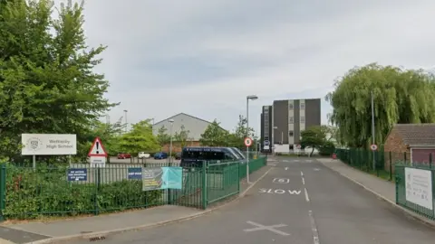 Google Maps Wetherby High School