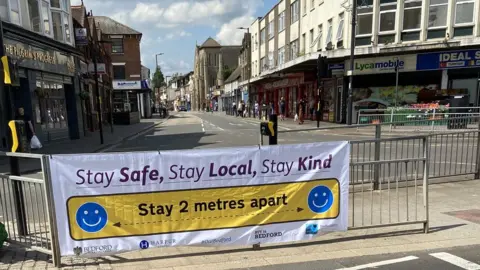 Bedford Borough Council  Two-metre warning sign in Bedford