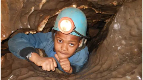 UK Outdoors Child caving