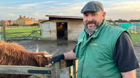 Suzy Lawson/BBC Neil Campbell