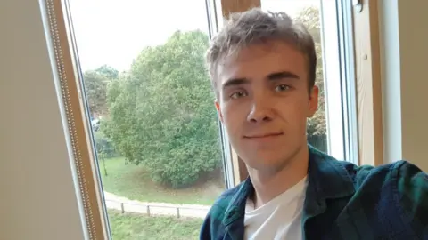 Owen Turner Owen Turner