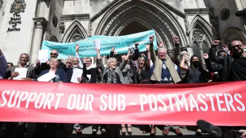 PA Media Sub-postmasters' celebrating their convictions being overturned by the Court of Appeal in 2021