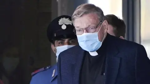 Reuters Cardinal Pell arrives in Rome, 30 Sept