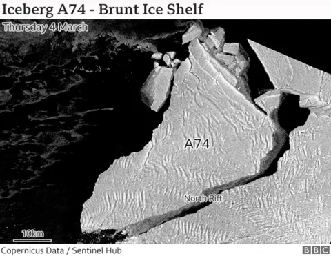 Antarctica: Close-up view of crack that made mega-iceberg