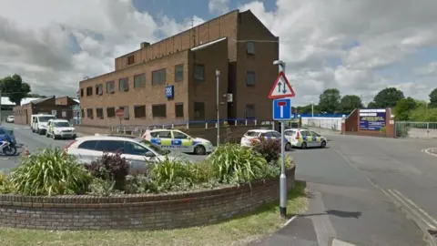 Google Maps Huntingdon Police Station