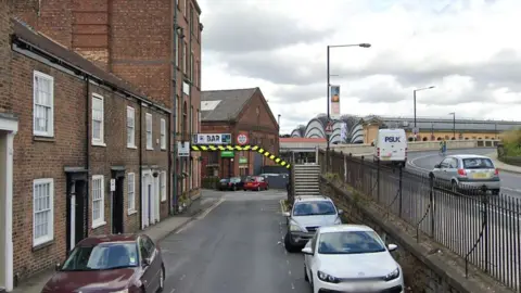 Google View of Queen Street and York RI