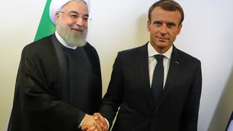 AFP French President Emmanuel Macron (R) meets Iranian President Hassan Rouhani on the sidelines of the UN General Assembly on September 25, 2018