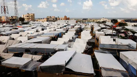 Reuters Tent camp in Khan Yunis, Gaza Strip, 20 November 2023