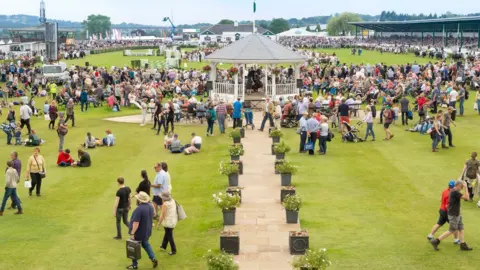 Great Yorkshire Show Crowds at Great Yorkshire Show