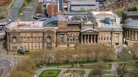 David Dixon/geograph aerial view of World Museum