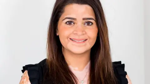 Joti Gata-Aura Joti Gata-Aura