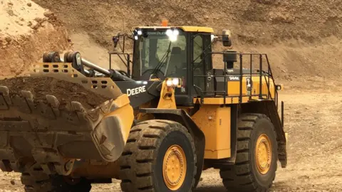 Teleo Large remote-controlled loader
