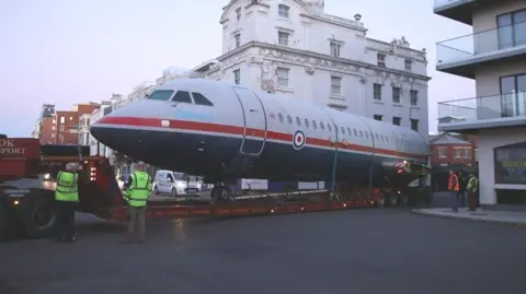 Aircraft in Southampton street