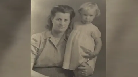 Pauline Botting Pauline as a toddler with her mother Olive Le Brun