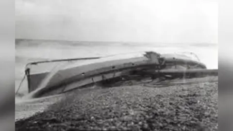 RNLI The Aldeburgh capsized, 1899