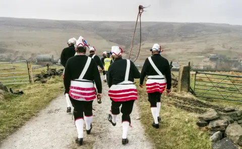 Andrew Robinson Brittania Coconut Dancers, Bacup