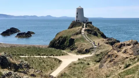 Janet Jenkins Janet Jenkins snapped this picture at Llanddwyn Island, Anglesey