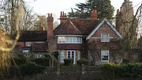 Getty Images George Michael's riverside cottage
