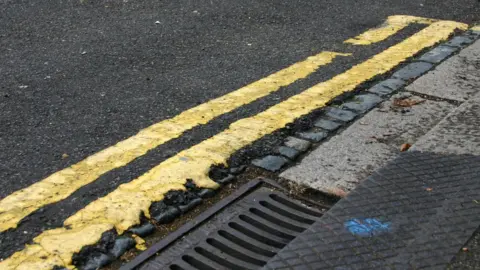 BBC Double yellow lines