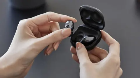 Samsung Samsung Galaxy Buds Pro earbuds