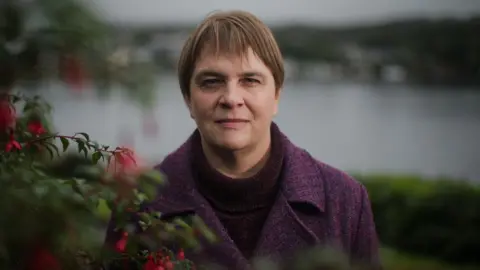 BBC Alba Suzie Roberts