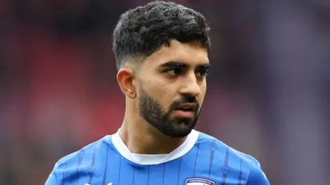 Dilan Markanday during his loan spell at Chesterfield