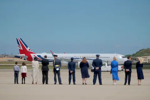Getty Images A plane carrying King Charles III and Queen Camila lands on day one of their State Visit to the United States, on April 27, 2026 at Joint Base Andrews, Maryland.