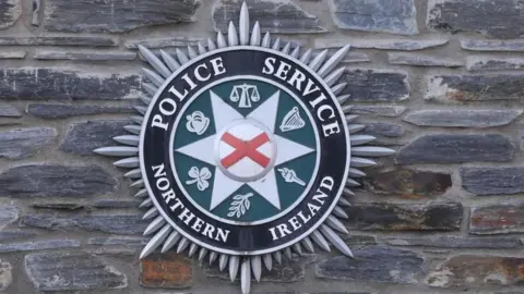 psni crest