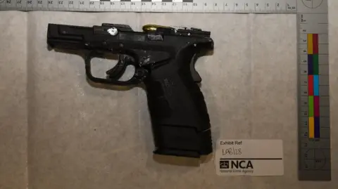 Close up image of a gun recovered at Port of Dover