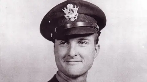 CAAC Lt Col Leon R Vance Jr 