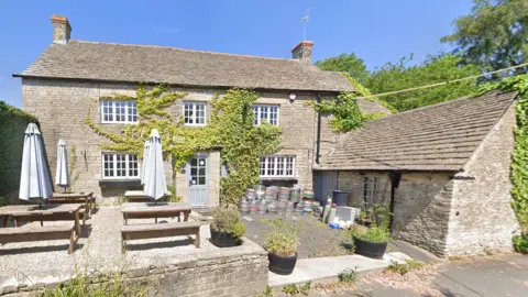 BBC The Wheatsheaf Inn in Oaksey