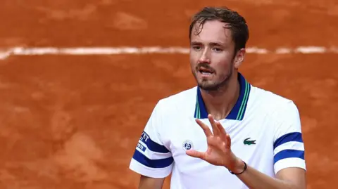 Daniil Medvedev gestures to his team at the 2024 French Open