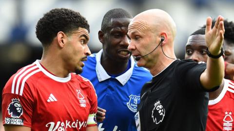 Nottingham Forest's Morgan Gibbs-White remonstrates with referee Anthony Taylor