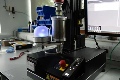 Scientific equipment