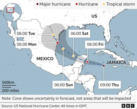 Kaart met het voorspelde pad van orkaan Beryl