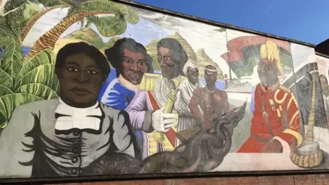 LDRS A picture of part of the mural on the side of the Central Club 