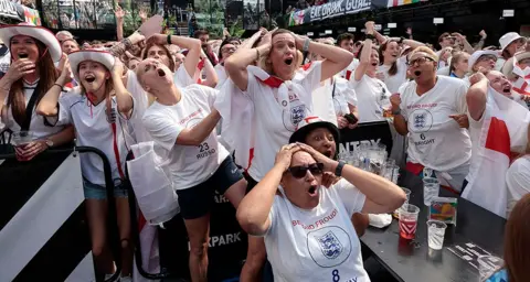 Jonathan Buckmaster Fans react during the Women's World Cup final match
