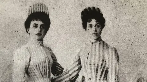 Hanson Ross Humel Sisters