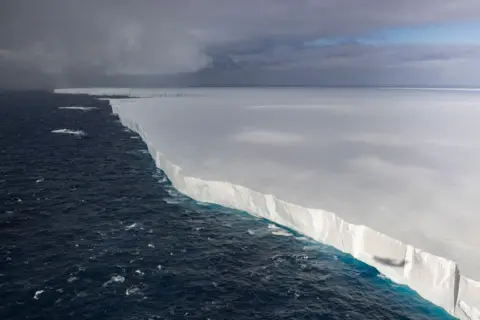 Aerial photo of BFSAI giant iceberg A23A