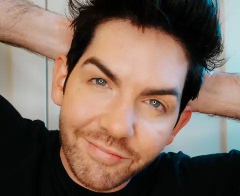 Scott McGlynn Scott McGlynn