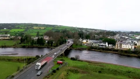 BBC Traffic currently drives over Irish border roads without impediment