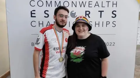 Euan Ingram Euan Ingram and sister