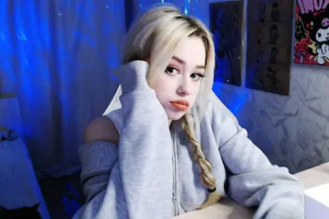 Maria Maria, de 22 anos, sofreu graves efeitos colaterais depois de experimentar o medicamento não licenciado para perda de peso promovido no TikTok