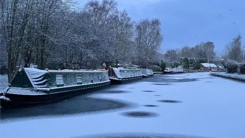 BBC Weather Watchers/Early Bird Boats covered in snow