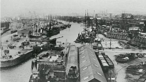 Ernest T Bush West Bute Dock, Cardiff, in 1900