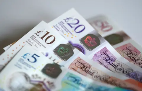 PA Media UK bank notes