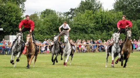 Yeovil Show The Yeovil Show attracted about 23,000 visitors over Saturday and Sunday