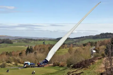 Walter Baxter Wind turbine blade